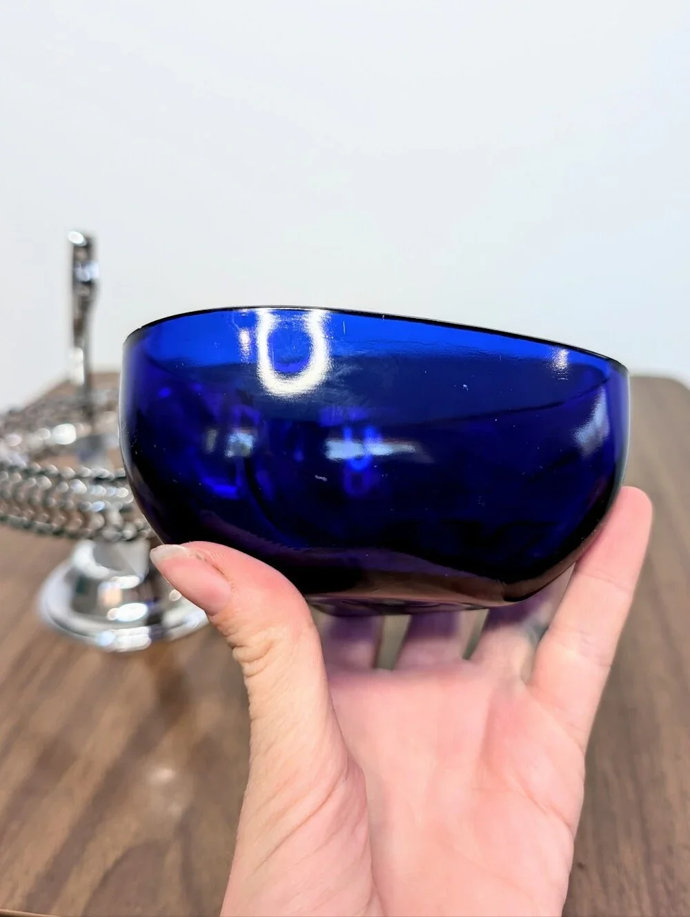 Vintage Cobalt Blue Glass Heart Shaped Bowl In Silver Tone Metal Handled Basket